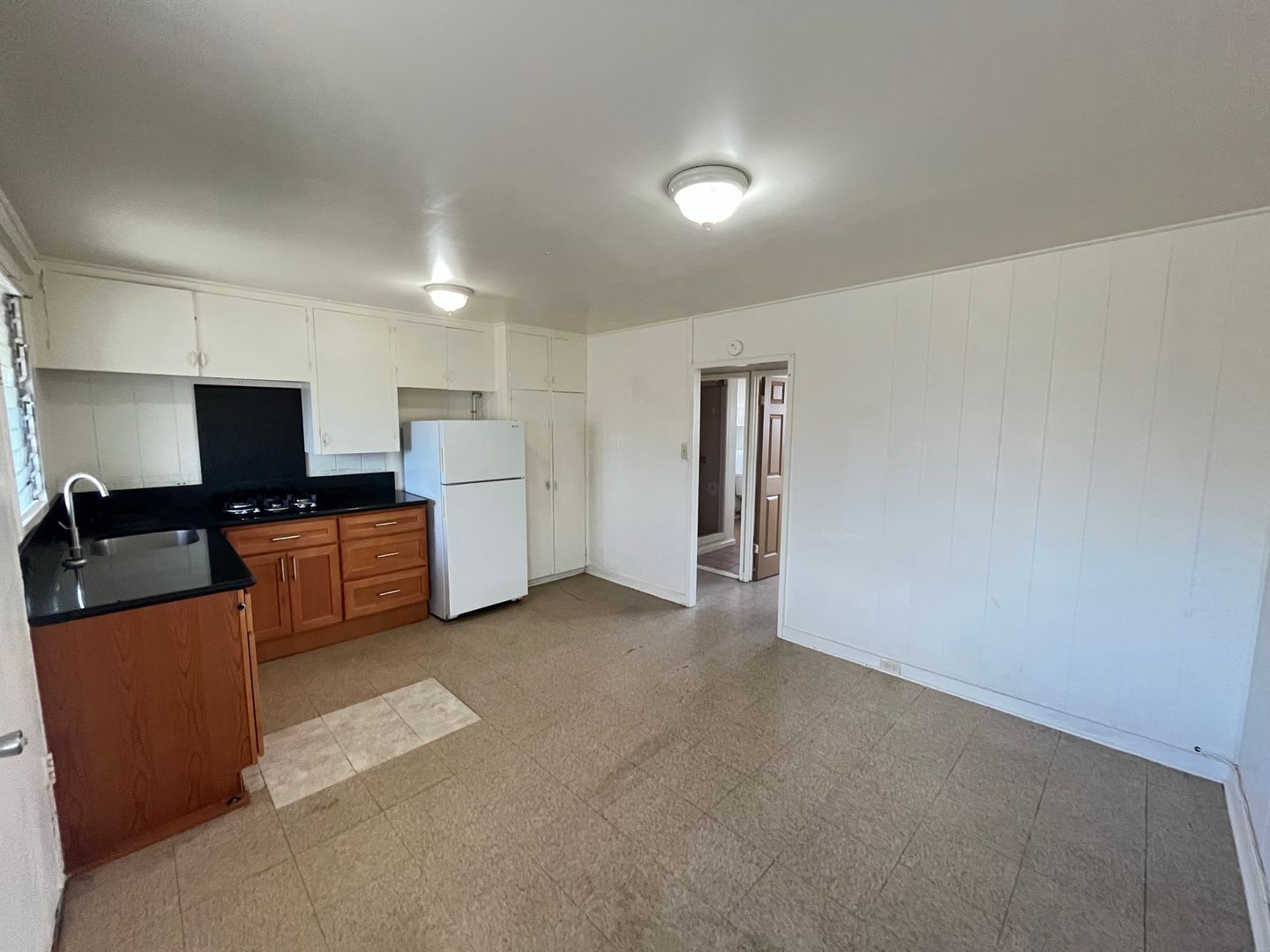 Aiea Apartment: 98-082 Lokowai Pl.