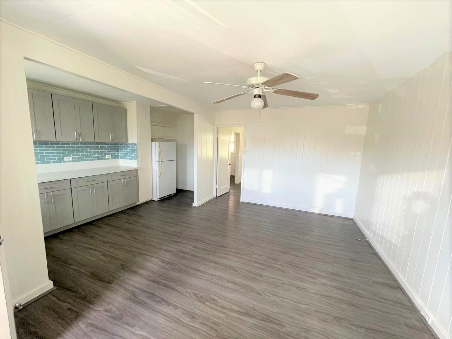 Honolulu Apartment: 562 Lauiki St.