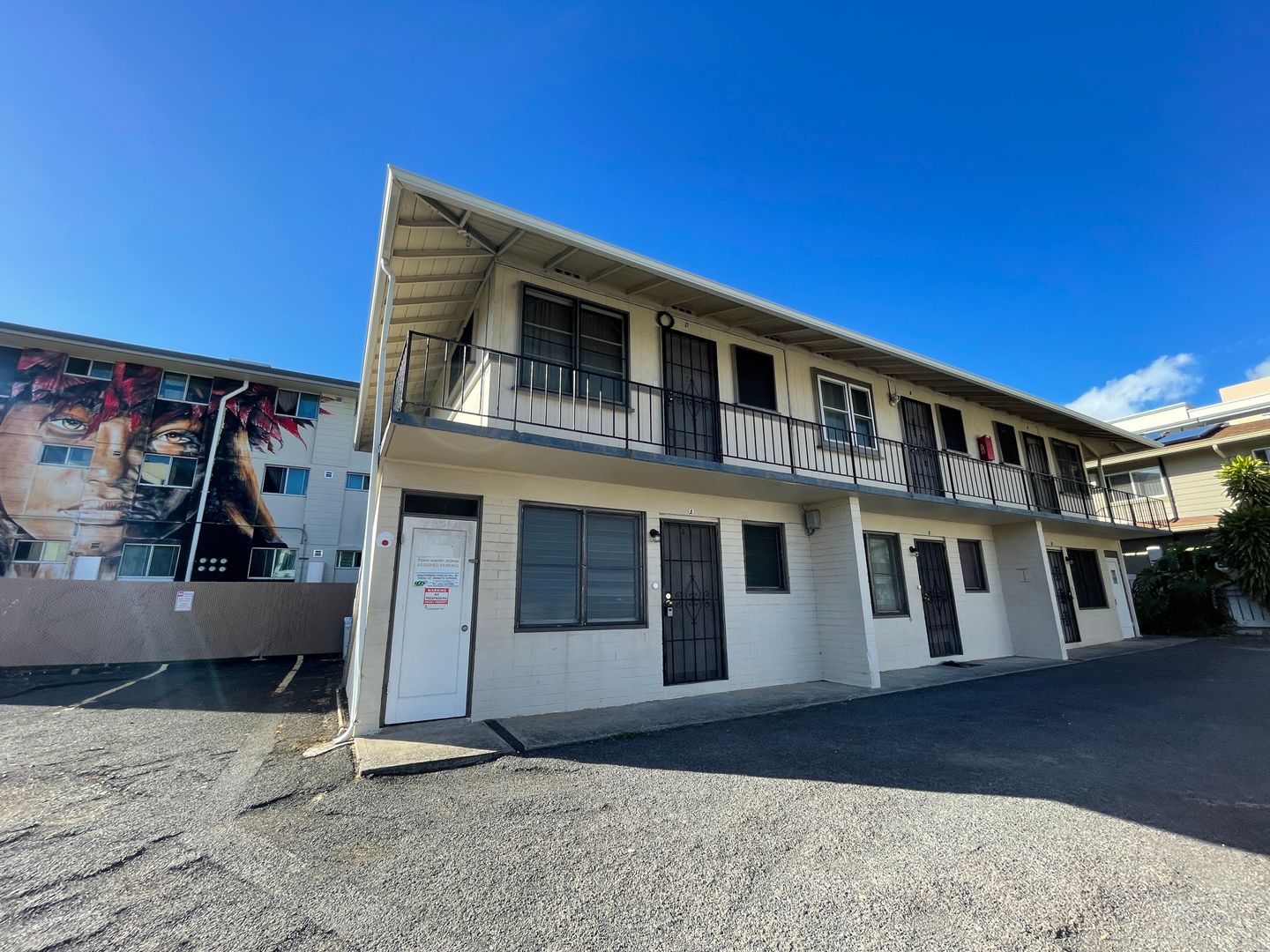 Honolulu Apartment: 1318 Lunalilo St.