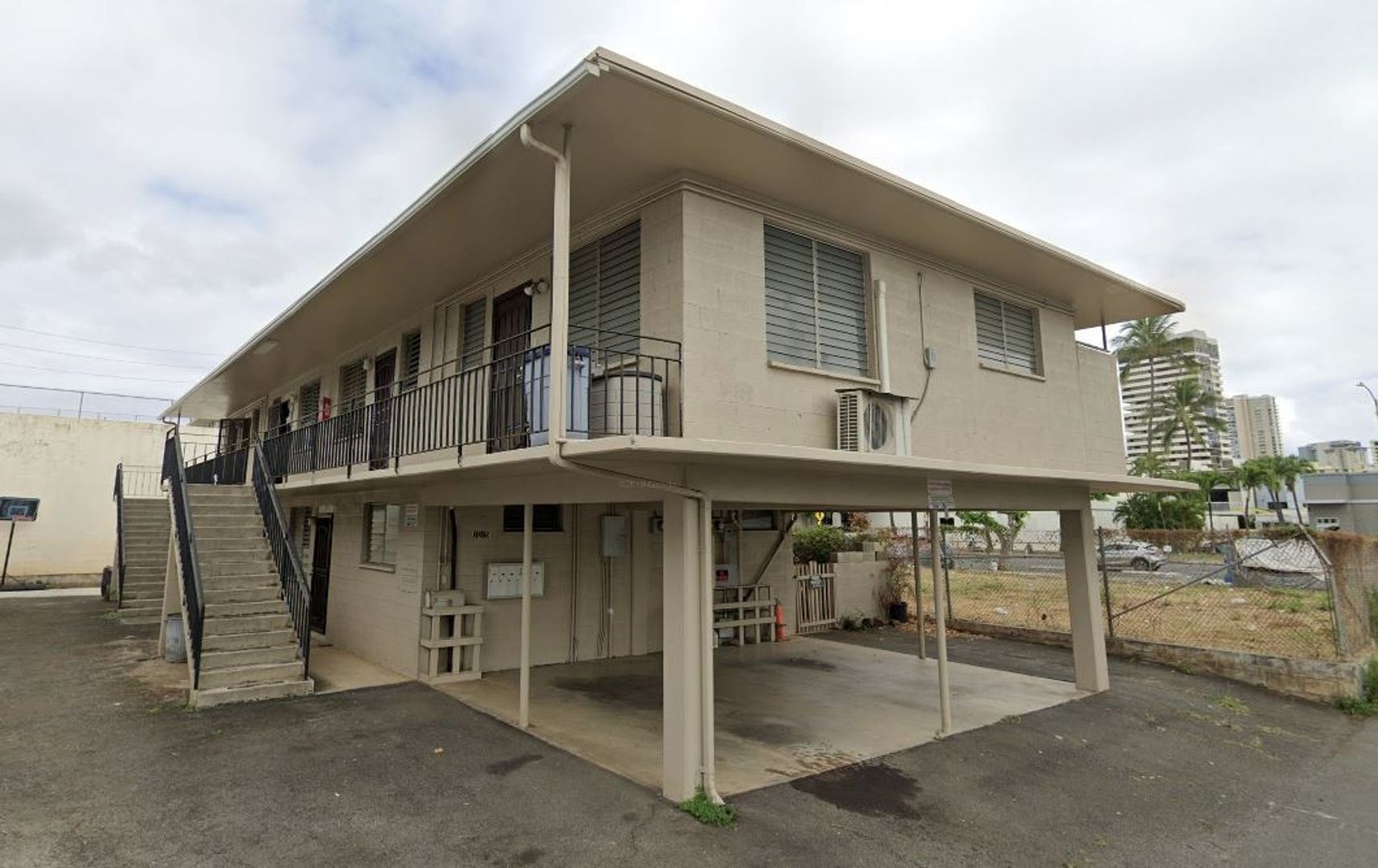 Honolulu Apartment: 1015 Kemole Lane