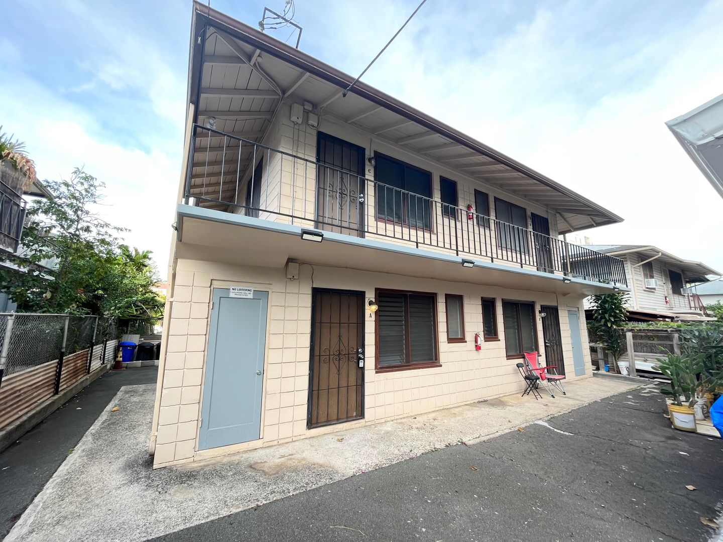 Honolulu Apartment: 1132 Kamaile St.