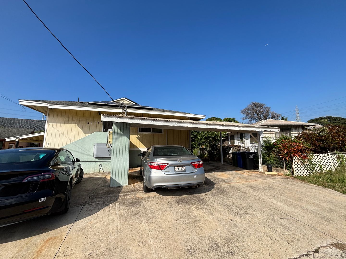 Pearl City Apartment: 98-163 Kaulike Dr.