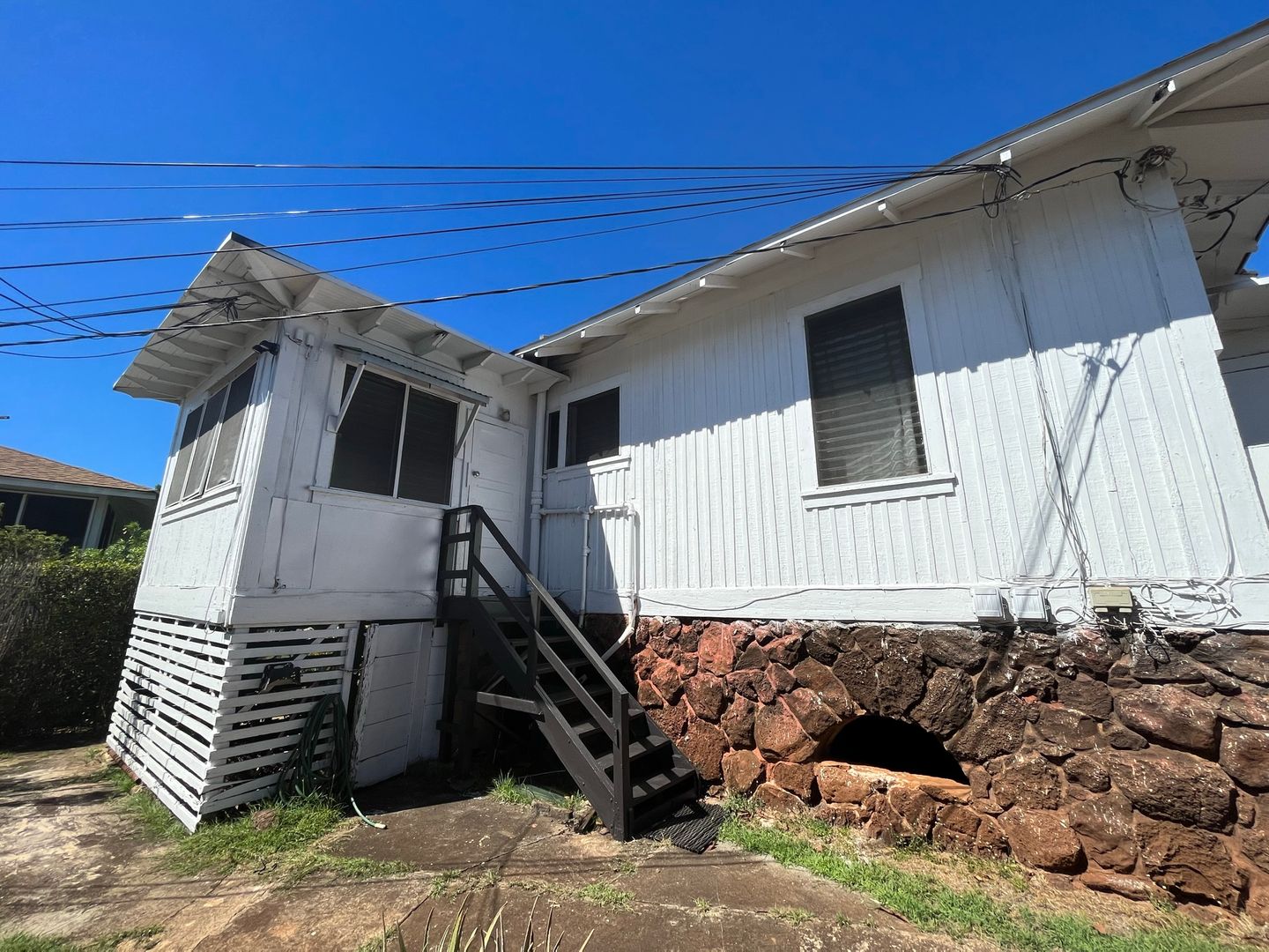 Honolulu Apartment: 1003 3rd Ave