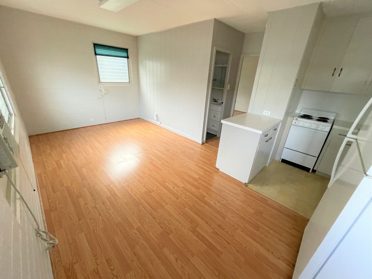 Honolulu Apartment: 2908 Varsity Circle
