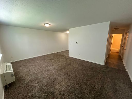 Cozy 1 Bedroom in Danville!