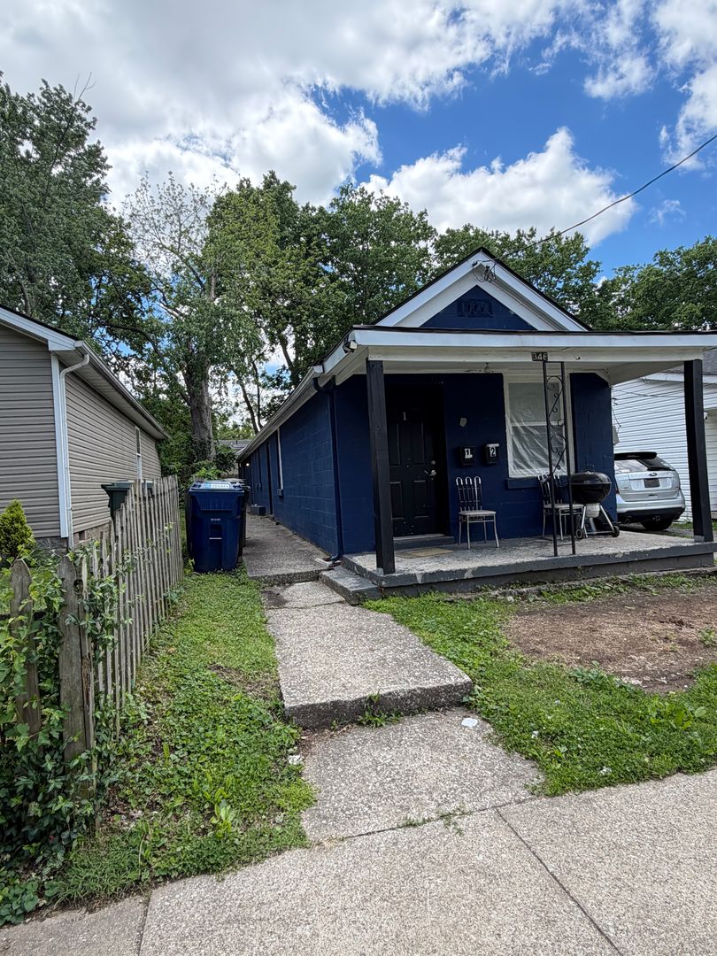Lexington Apartment: 346 E. 2nd St. - 2