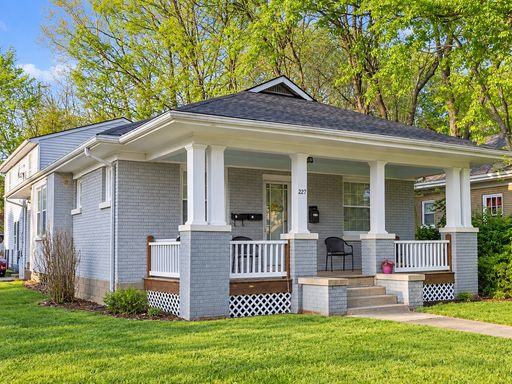 4 Bed 2 Bath Rental at 225 Waller Ave - A, Lexington, KY – photo 1