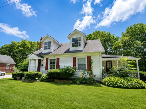 5 BEDROOM | 2 BATHROOM CAMPUS RENTAL – photo 1
