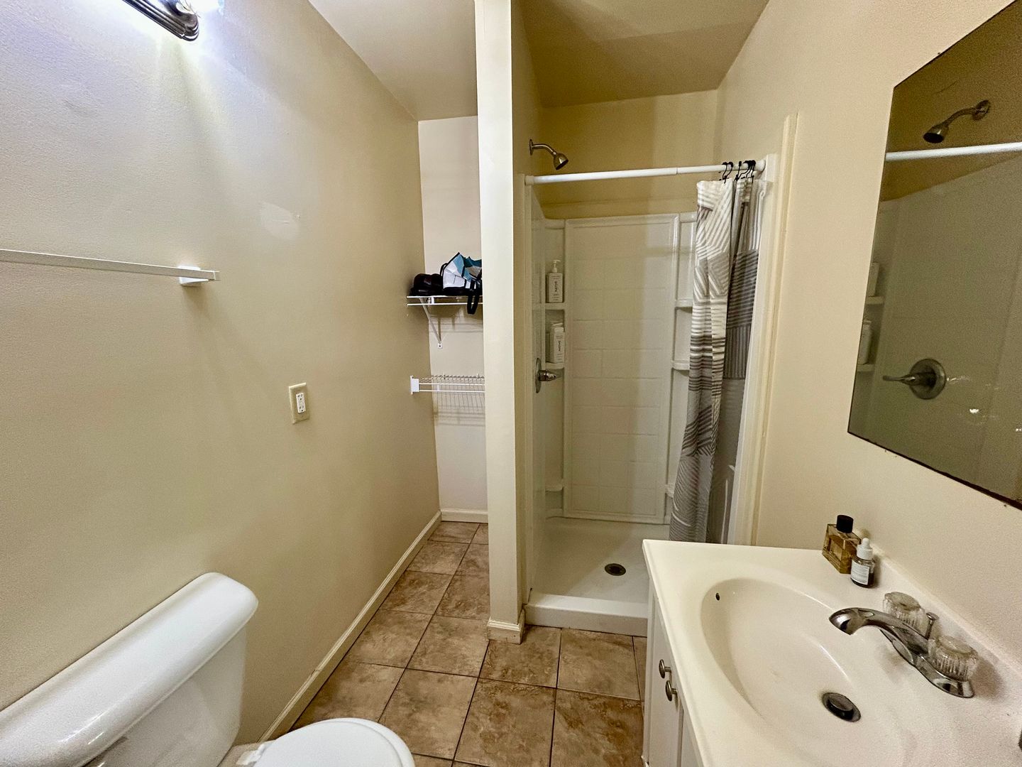 424 Woodland Ave Unit A 13 of 26