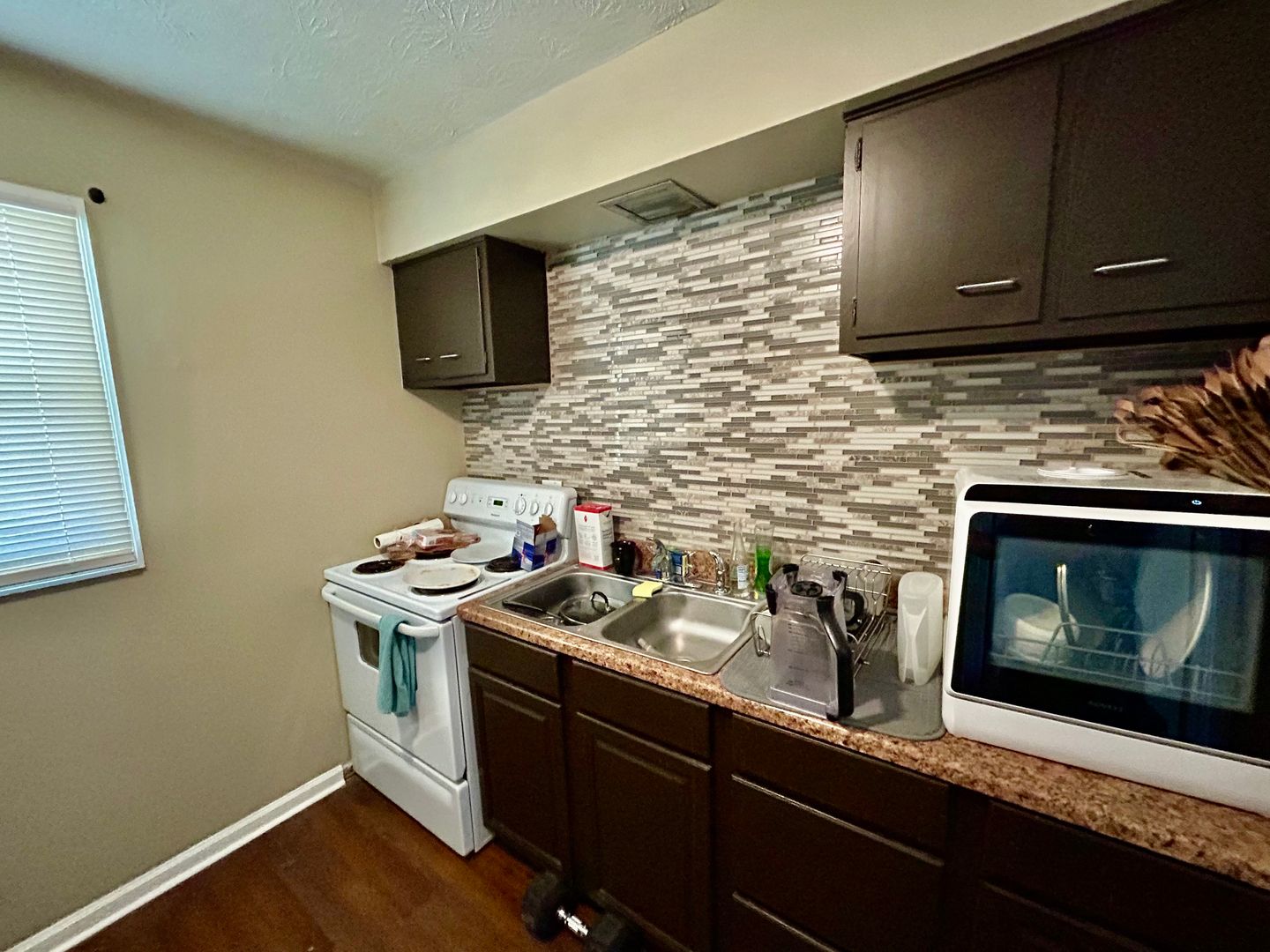 Studio Apartment Available for Pre Lease 3 of 9