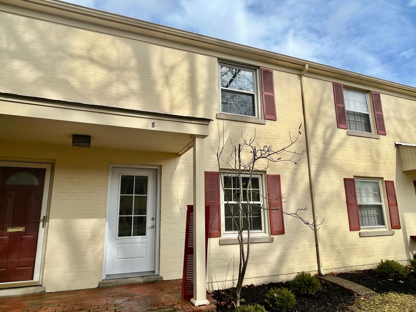 Lexington Townhome: 1435 N. Forbes Rd. - 8