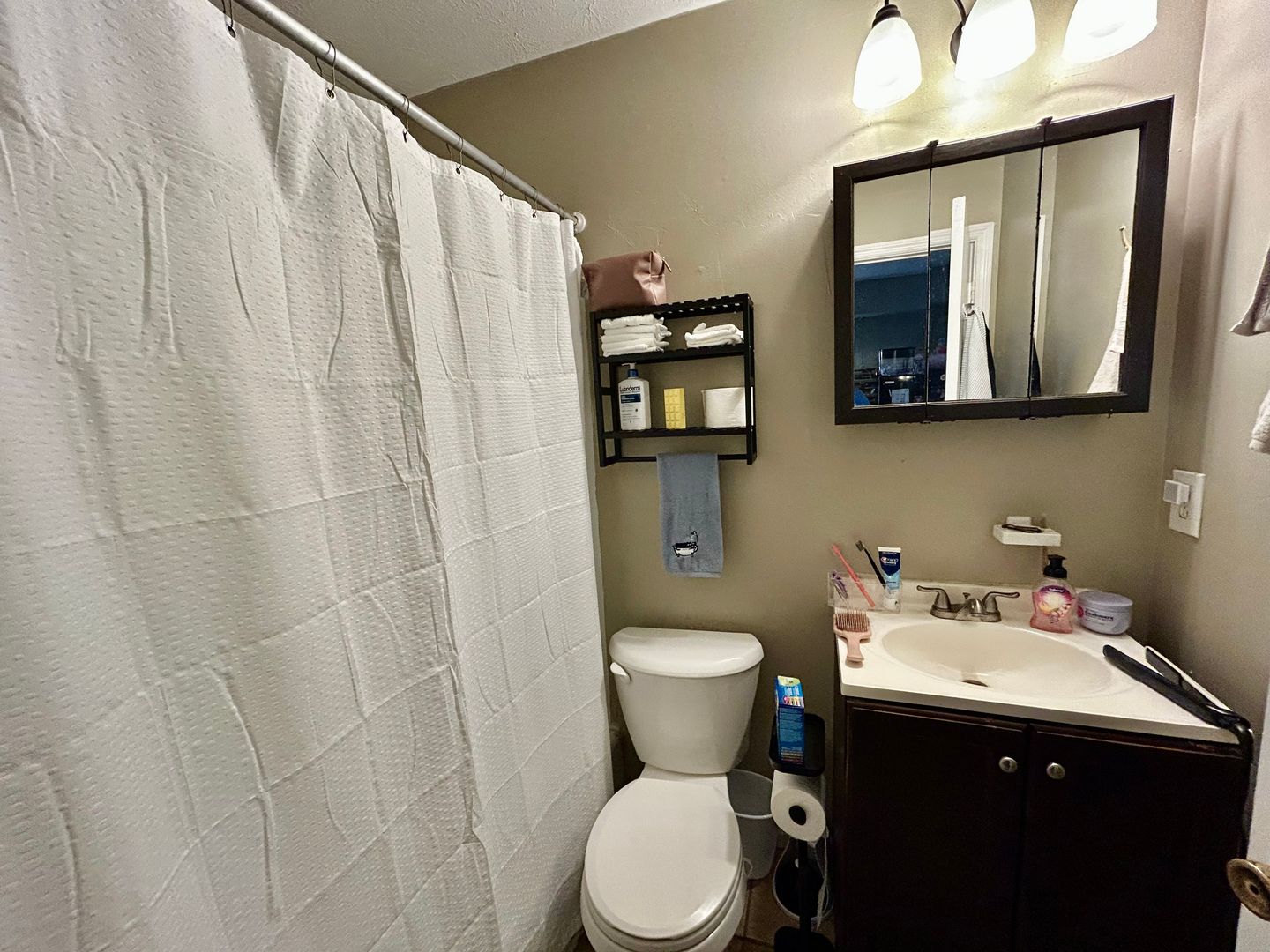 Studio Apartment Available for Pre Lease 9 of 9