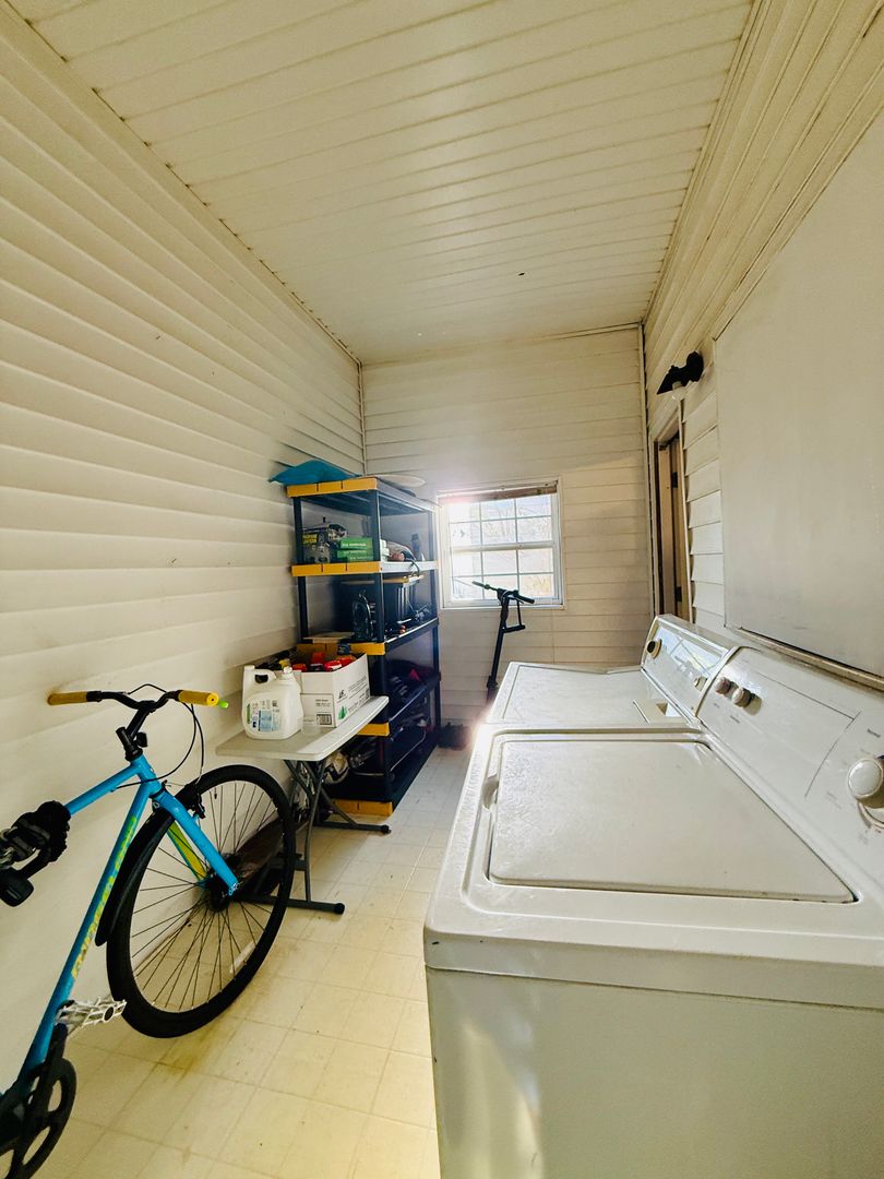 424 Woodland Ave Unit A 25 of 26