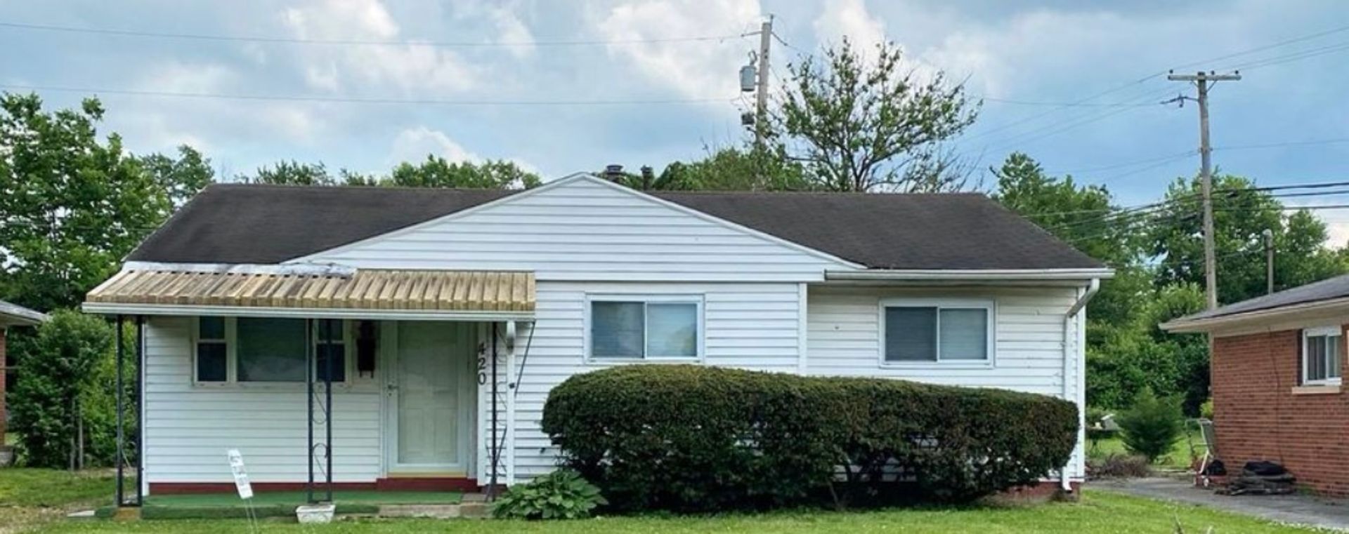 Lexington House: 420 Tibbs Lane