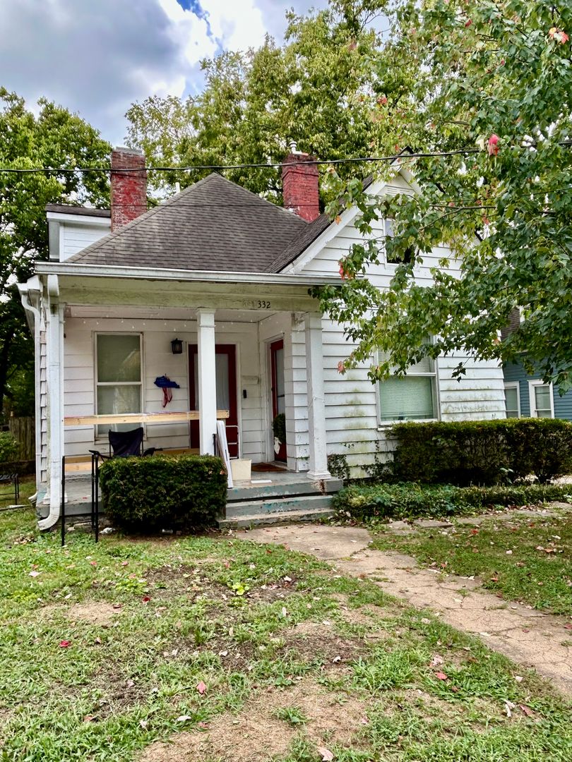 Lexington House: 332 Lafayette Ave