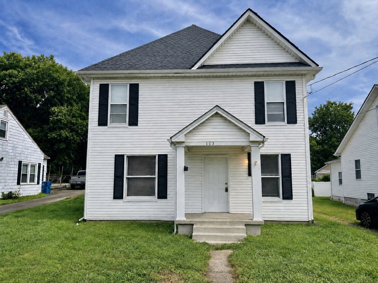 Lexington House: 113 Westwood Dr.