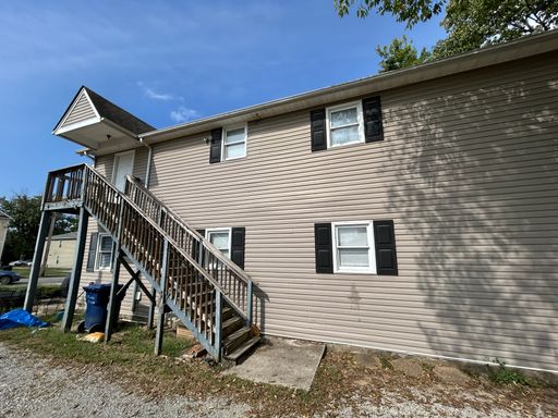 4 Bed 2 Bath Rental at 205 Waller Ave - B, Lexington, KY – photo 1