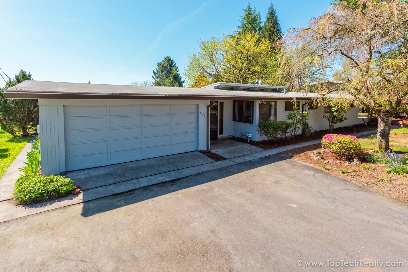 Portland House: 675 NW 123rd Avenue