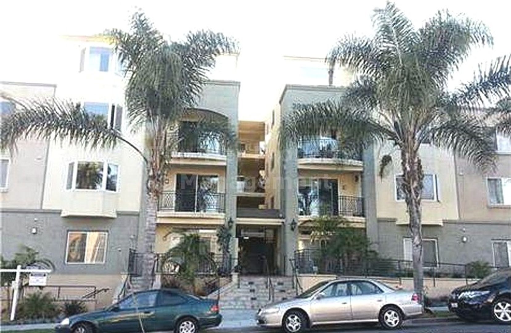 San Diego Condo: 3990 Centre Street #105