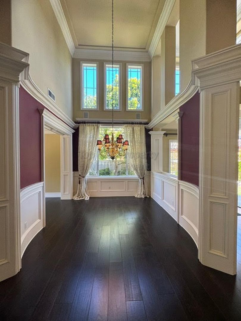 Spacious (5+bed/3bath) Home with Huge Backyard Near Award-Winning Schools - Available NOW