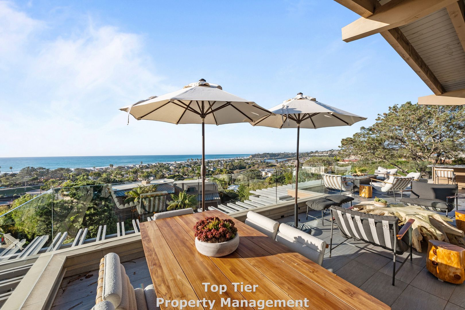 Del Mar House: 2045 Seaview Ave