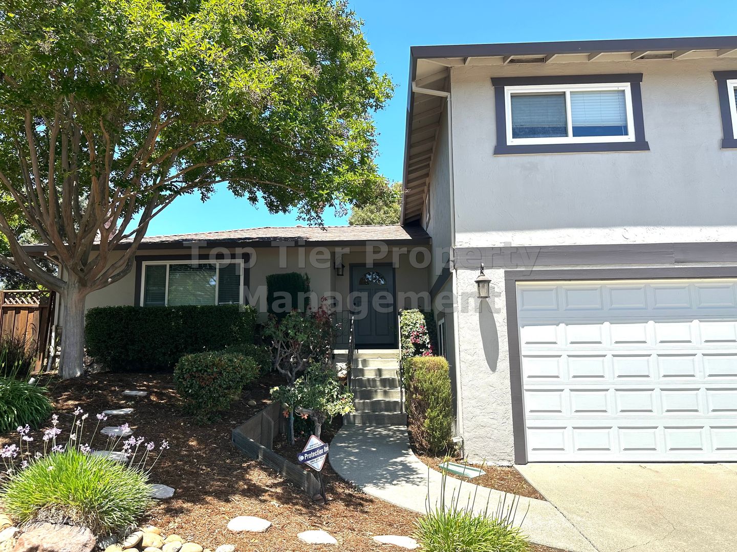 Martinez House: 1107 Polson Circle