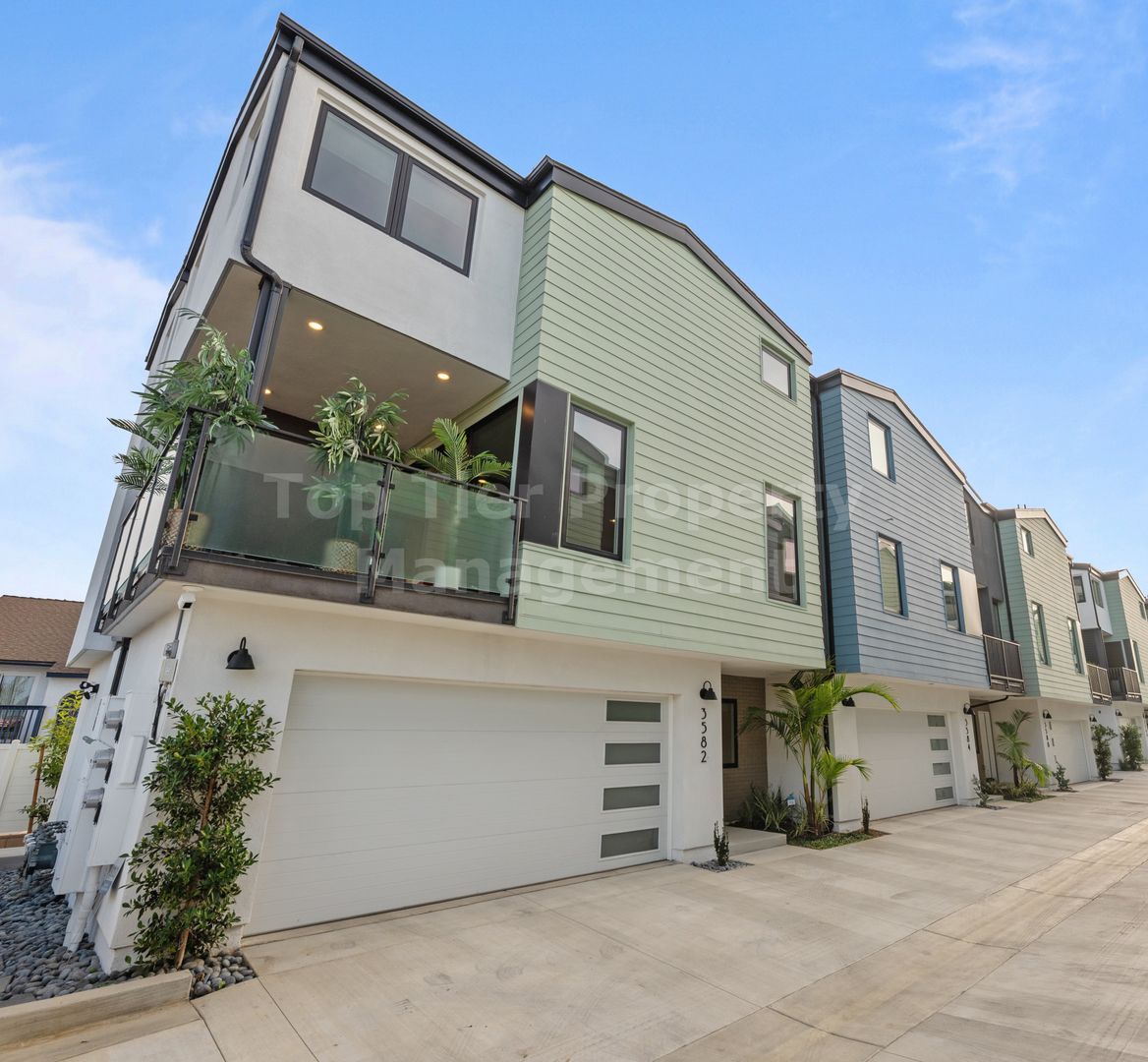 Carlsbad Townhome: 3582 Garfield Street