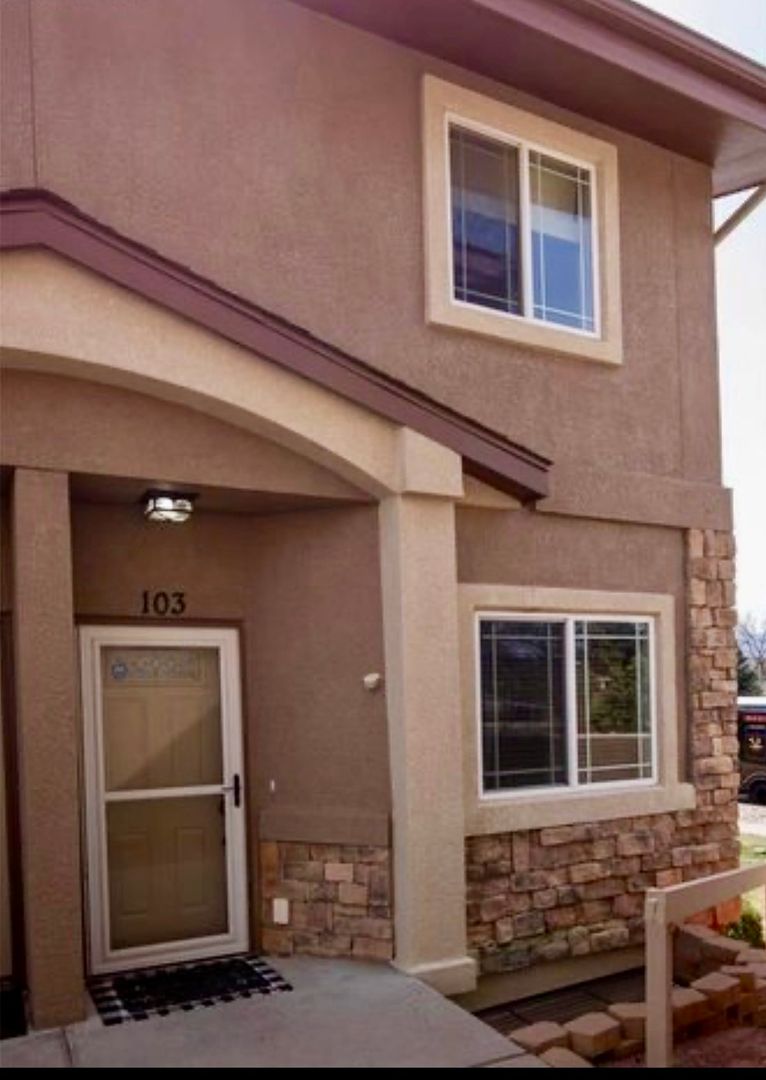 Colorado Springs Townhome: 1510 York Dr #103