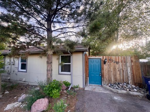 3 bedroom duplex near Downtown Colorado Springs – photo 1