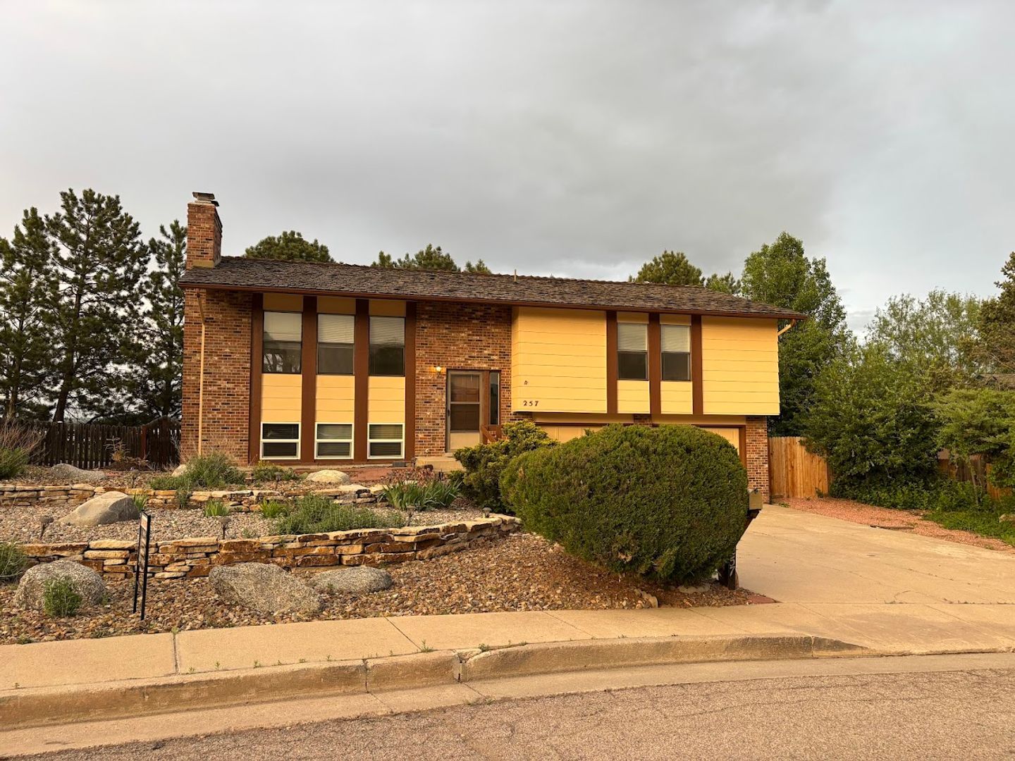 Colorado Springs House: 257 Dolomite Dr