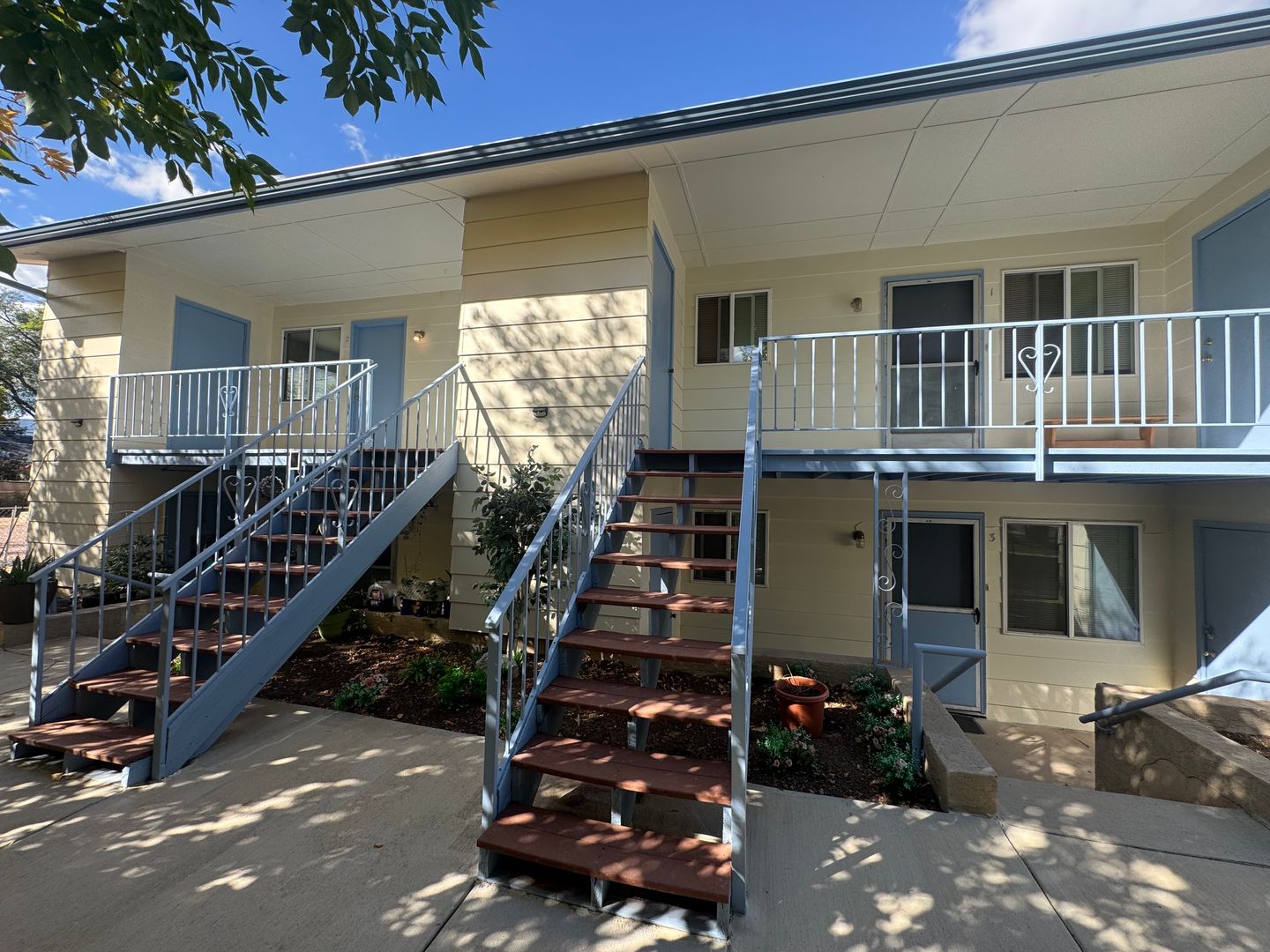 Fountain Apartment: 427 N Walnut St