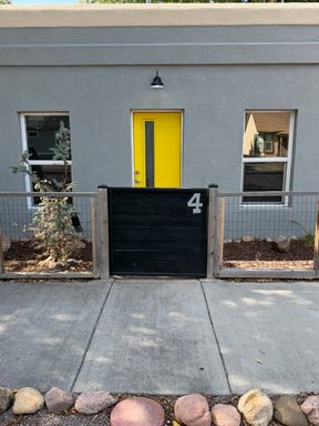 Downtown 1 Bed/1 Bath Condo – photo 1