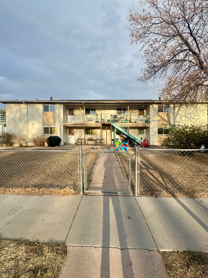 Colorado Springs Apartment: 2625 N Chestnut Street