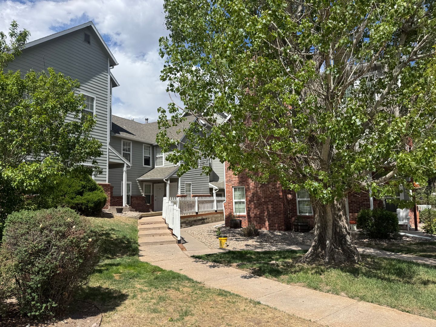 Colorado Springs Condo: 2041 Palm Drive