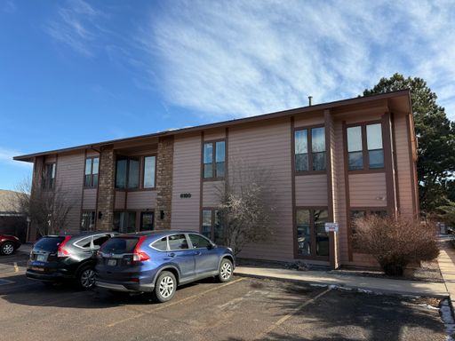 Corner office in Northeast Colorado Springs