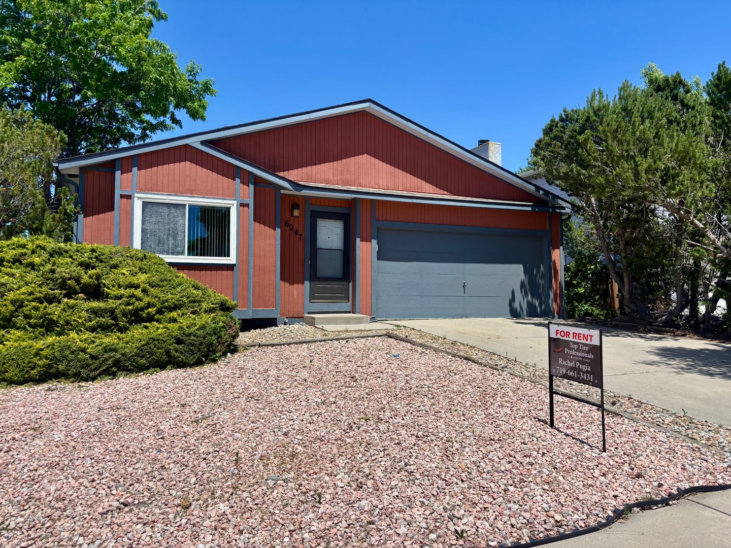 Colorado Springs House: 6247 Chantilly Place