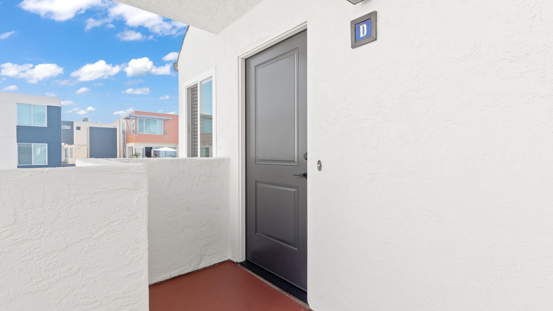 Imperial Beach Apartment: 921-933 Seacoast Drive