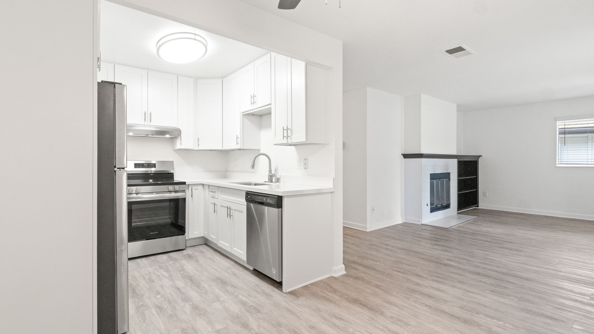 Bonita Apartment: 5151 Robinwood Road