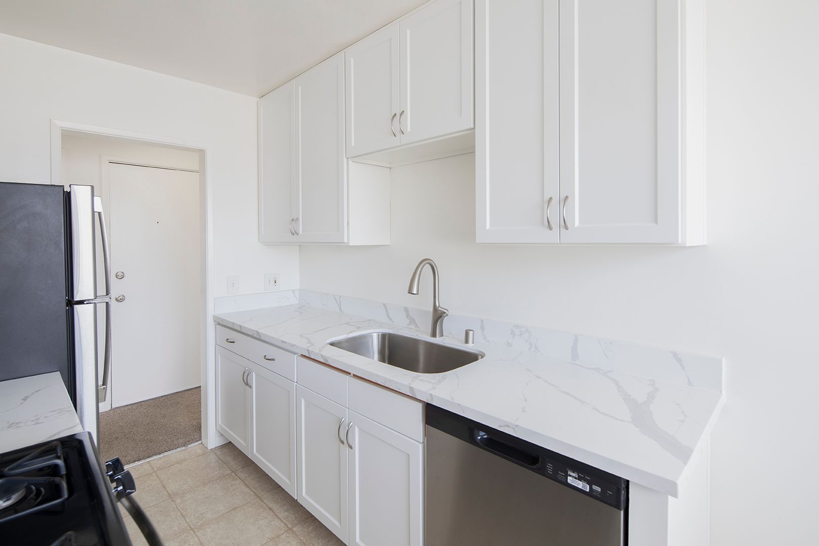 La Jolla Apartment: 326-340 Palomar Avenue