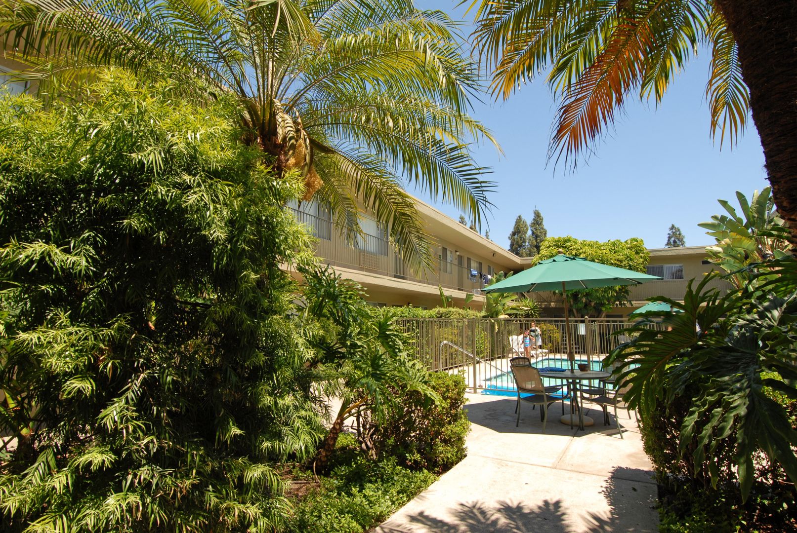 El Cajon Apartment: 314 Wisconsin Avenue