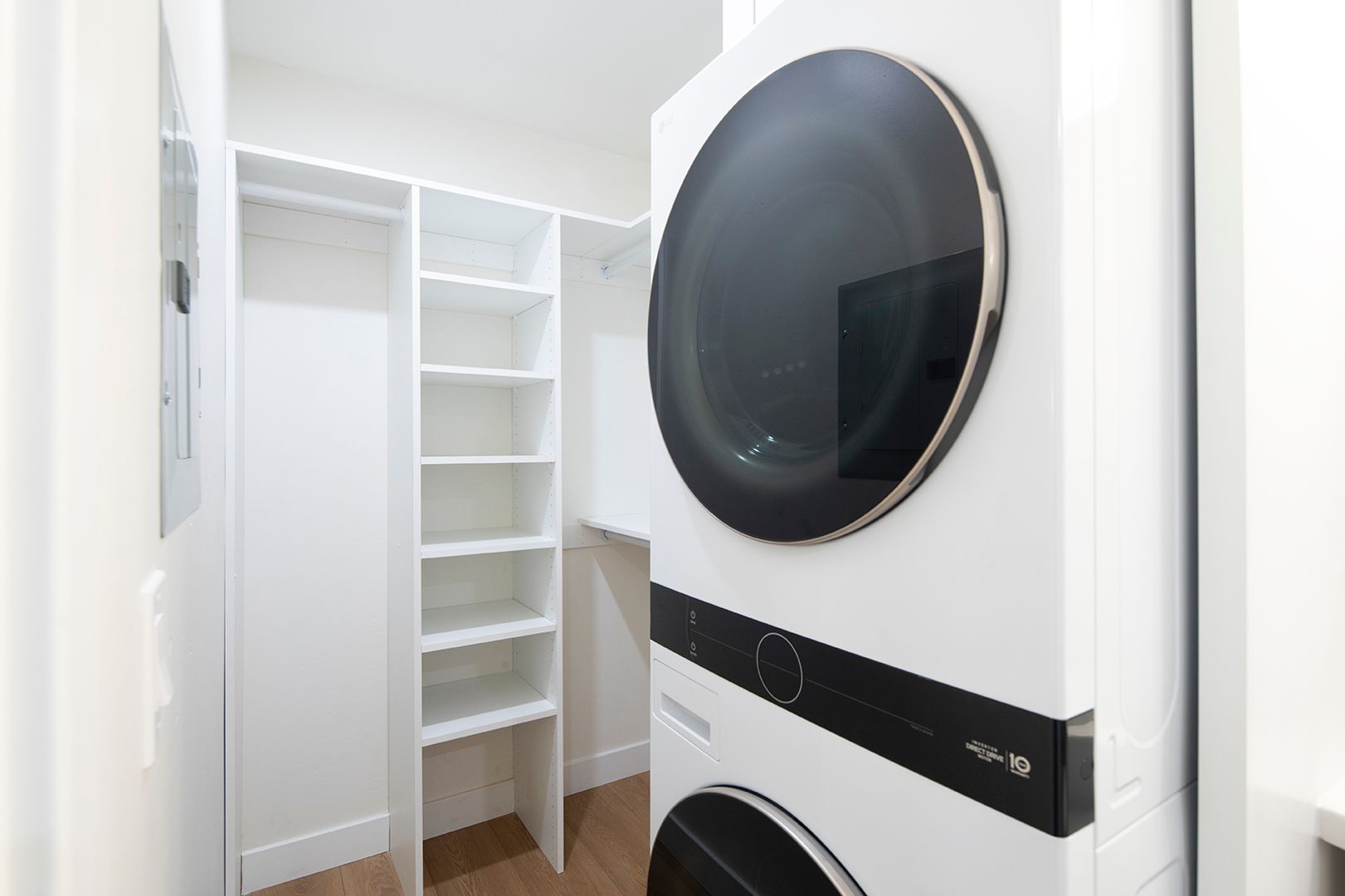 San Diego Apartment: 4341 - 4347 1/2 Hamilton Street