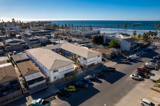 Ocean Beach 2 Bedroom with Parking, Just a Block from the Ocean! – photo 1