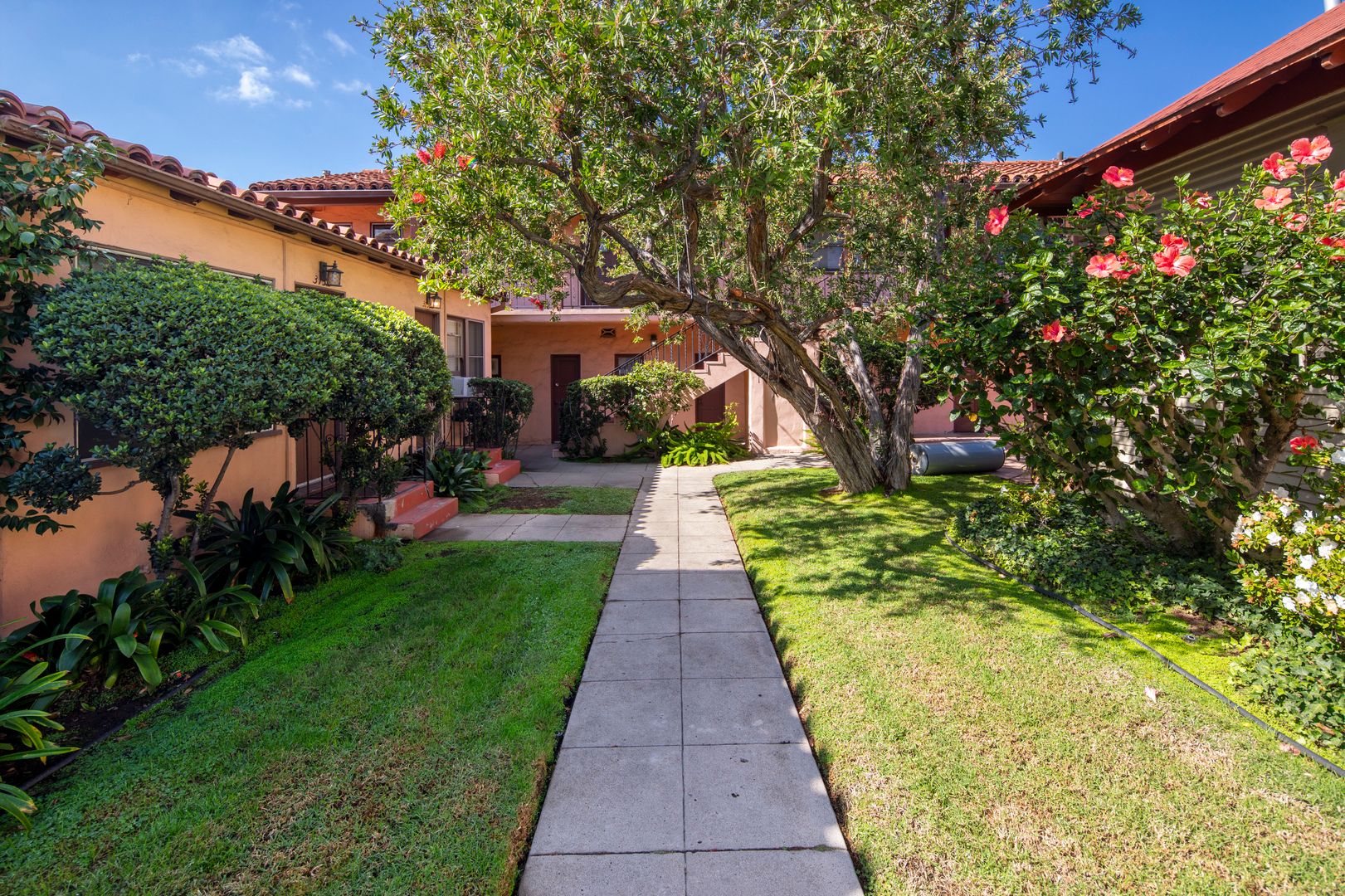 San Diego Apartment: 3760 Tenth Avenue