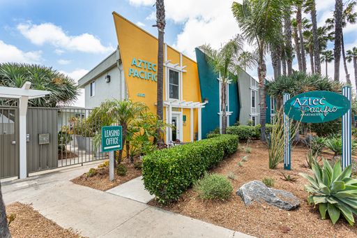OPEN HOUSE: 9/5 11AM-3PM ~ 1BR in College Area with Parking, Pool, & More! – photo 1