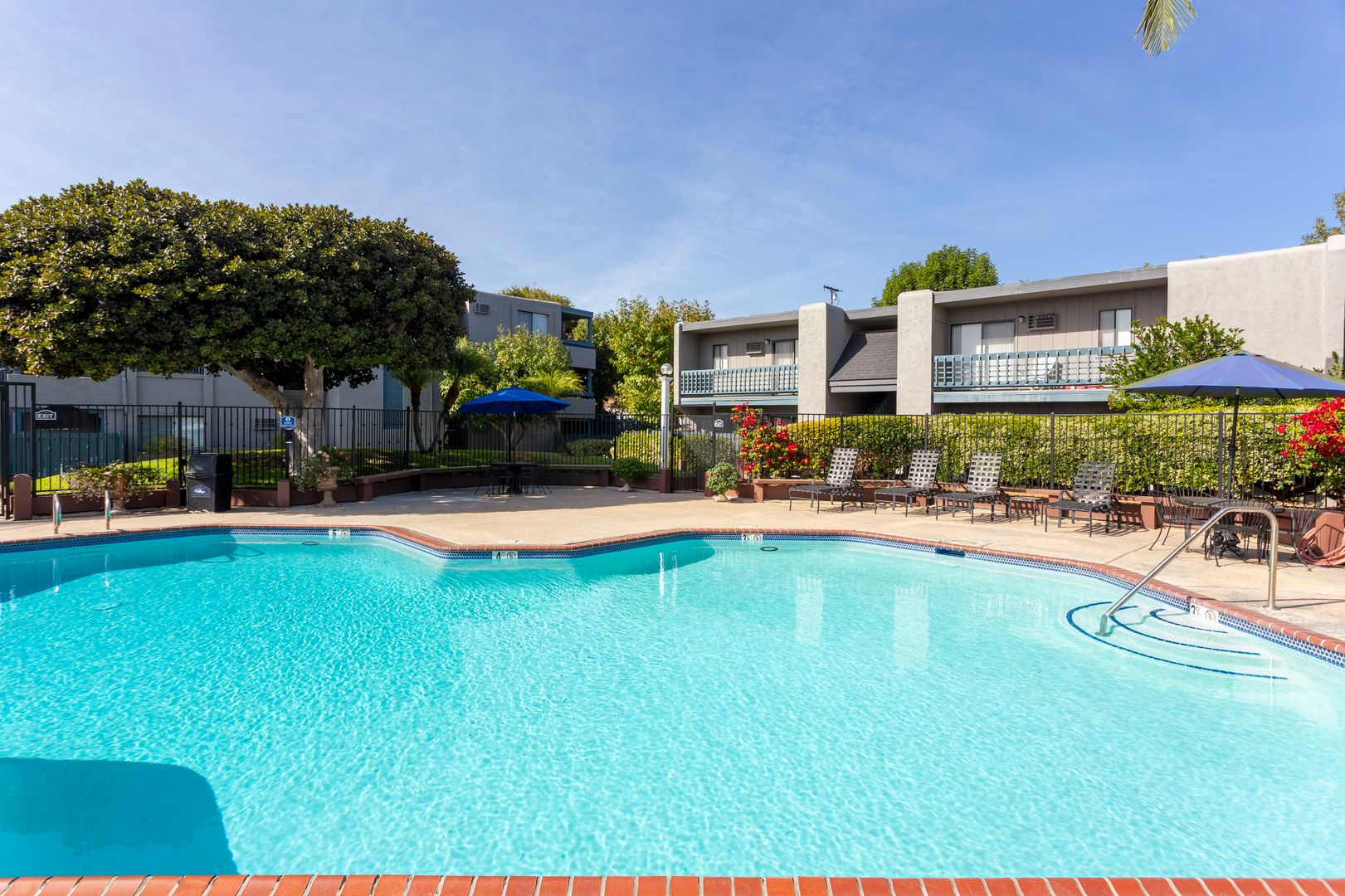 La Mesa Apartment: 5500 Morro Way