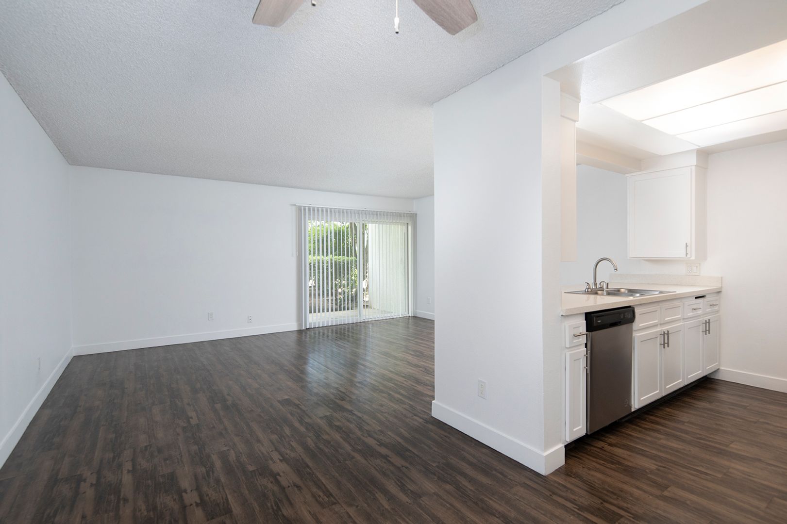 San Diego Apartment: 2636 Grand Ave