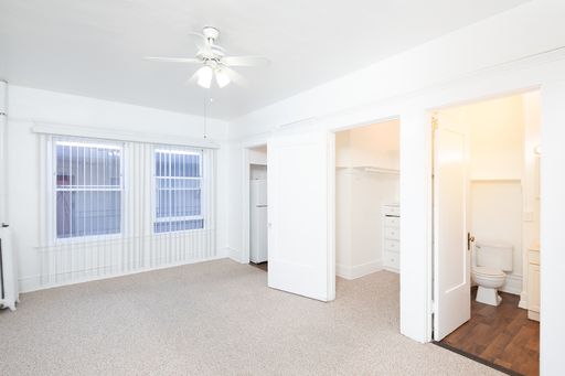 OPEN HOUSE: 9/26 10AM-12PM ~ Studio in Banker's Hill ~ Utilities Included! – photo 1