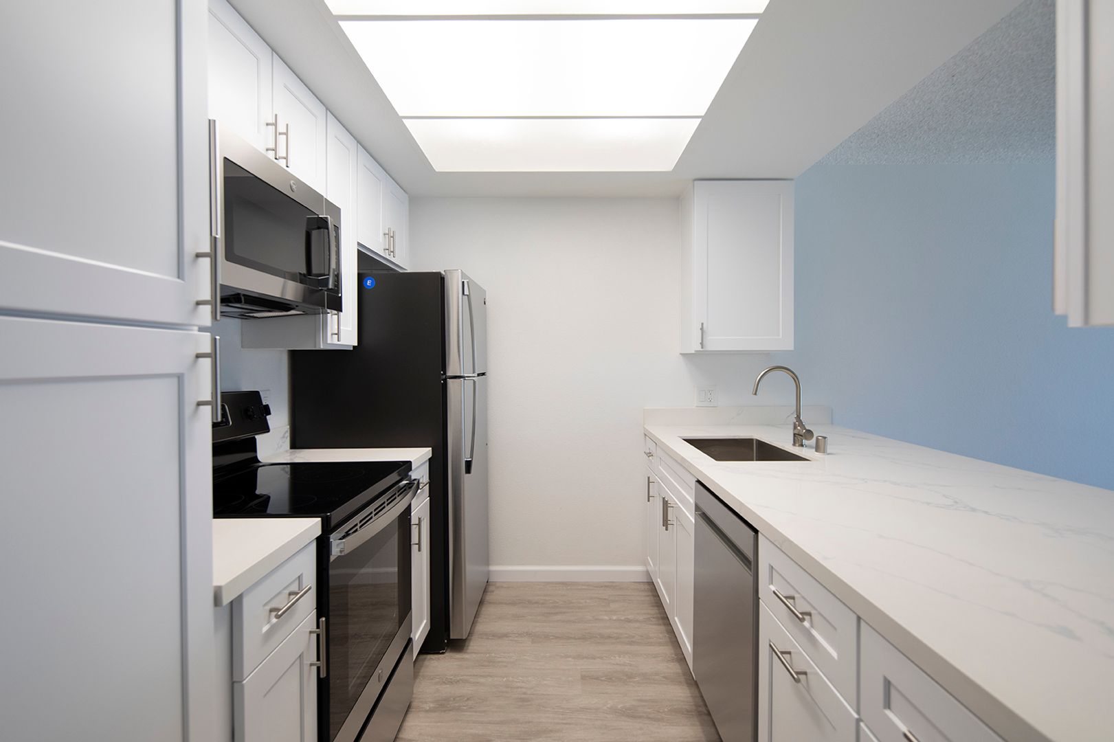 San Diego Apartment: 2636 Grand Ave