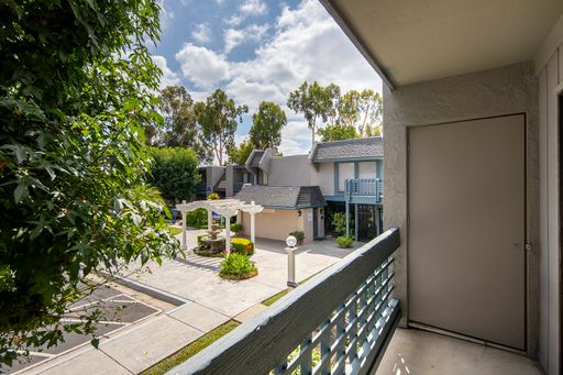 Studio in Well-Maintained La Mesa Community with AC and Parking! – photo 1