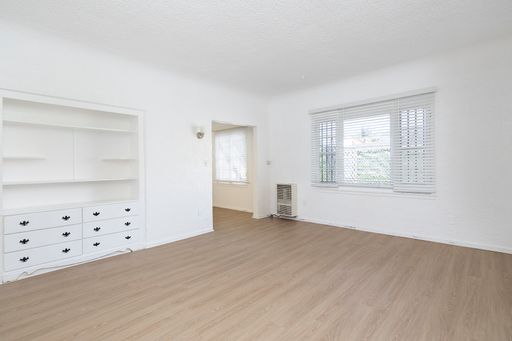 2 WEEKS FREE!!! Bankers Hill 1 BR Close to Balboa Park and Downtown! – photo 1